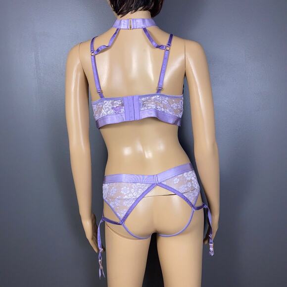 Exposed by Magic Silk Open Cup Crotchless Panties Garter Lingerie Small Medium - Picture 7 of 12